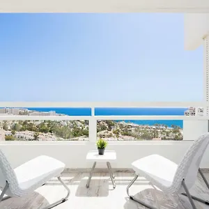Apartment 1107 Sea View Playa Americas And Swimming Pool, Playa de las Americas (Tenerife)